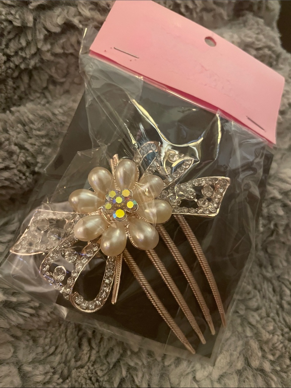 Pearl Flower and Crystal Bow Hair Comb - Gold Tone